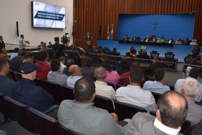 <b>Audiência</b>: "Carta de Campo Grande" apresenta rejeição à reforma tributária