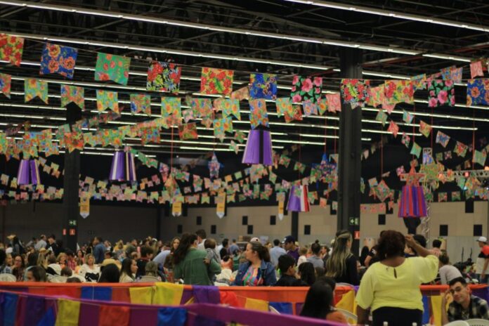 Agendão CG: Fim de semana tem arraiá da AACC-MS, 10 anos de Feiras do Vinil e espetáculo