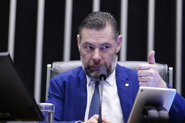Discussão e votação de propostas. Dep. Marangoni (UNIÃO - SP)