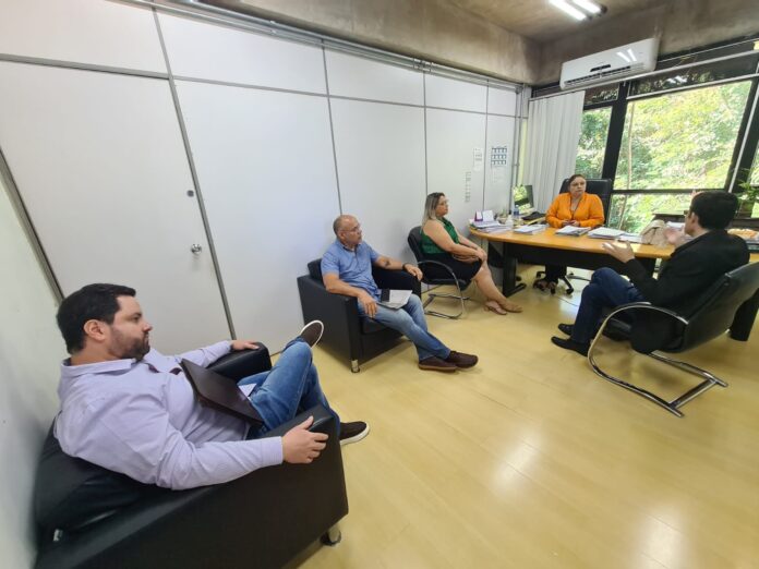 Em visita técnica à SES, consultores da Anvisa destacam sobre a importância do novo Código Sanitário Estadual
