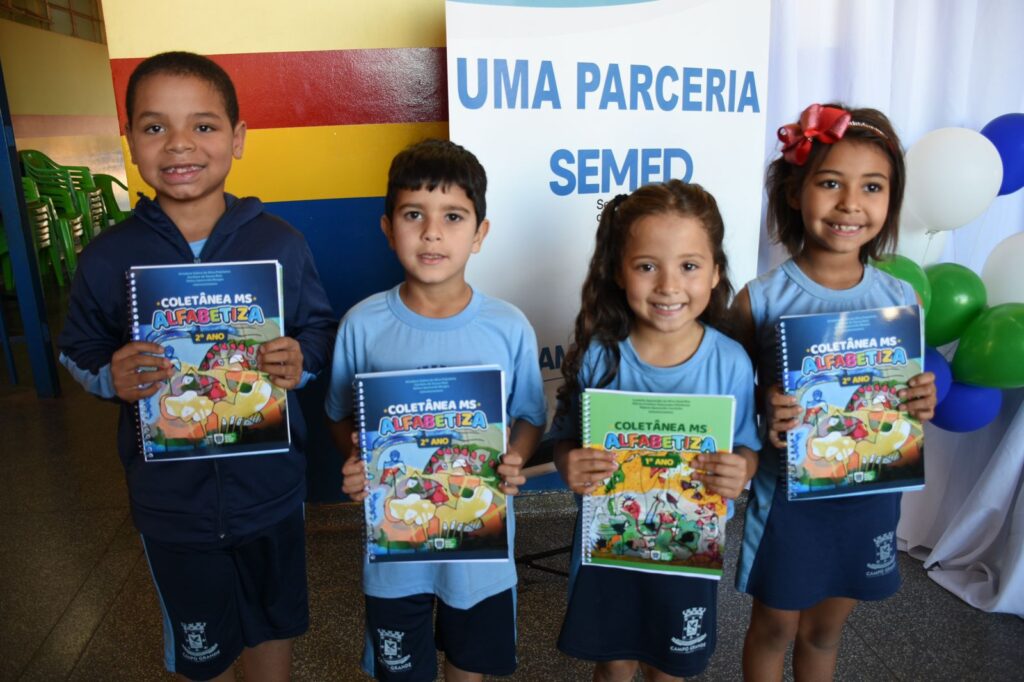 Livros do MS Alfabetiza são entregues para quase 23 mil alunos da REME