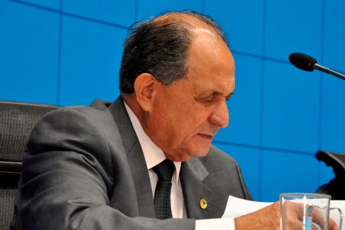 Para garantir escoamento, Zé Teixeira solicita patrolamento de estrada em Dourados