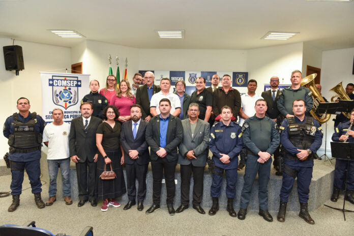 Prefeitura empossa membros do Conselho Municipal de Segurança Pública