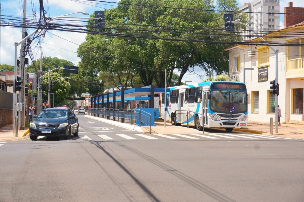 Prefeitura publica aviso de licitação para implantação de fibra óptica na região central