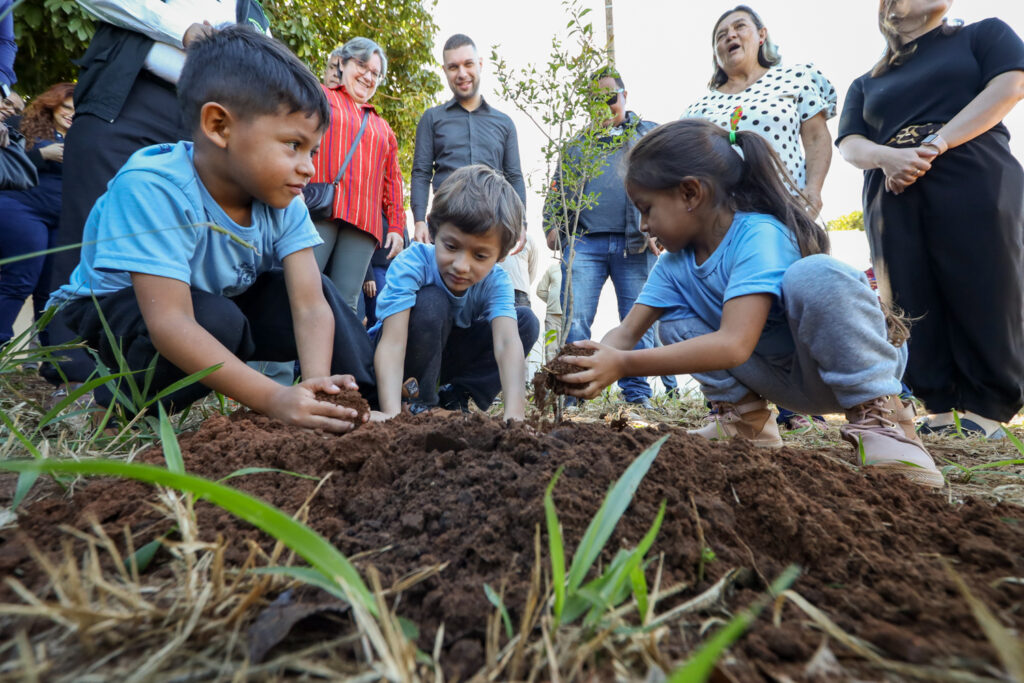 Prefeitura realiza Ação Cidade Limpa com atividades de conscientização e fiscalização