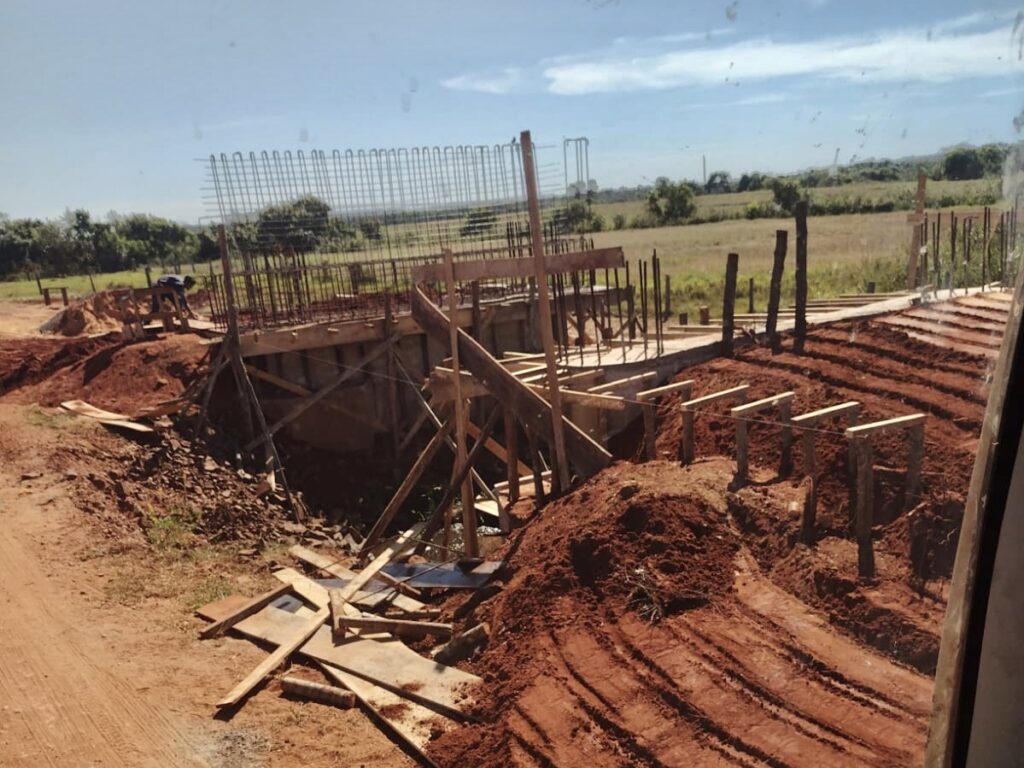 Prefeitura segue com obras em pontes de concreto na zona rural de Campo Grande