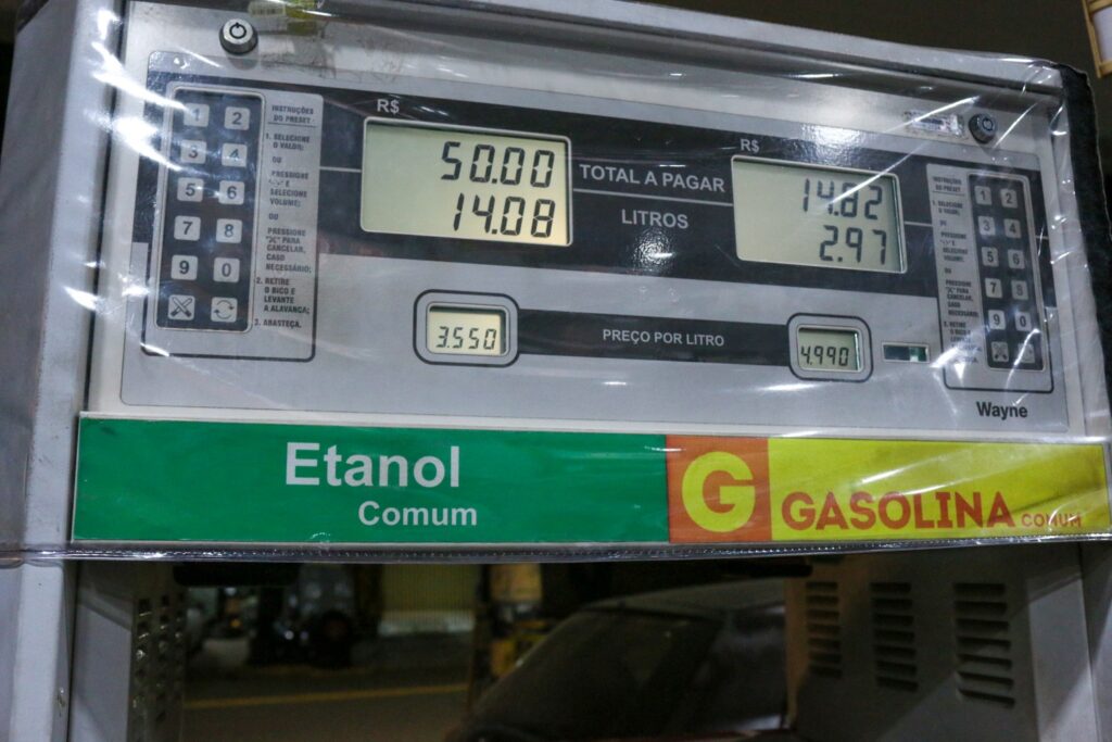 Procon Municipal encontra variação de até 6,25% no preço da gasolina