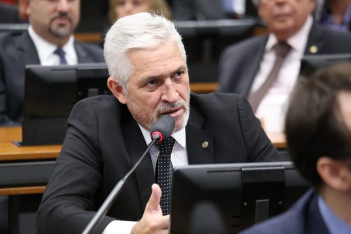 Deputado Milton Vieira 