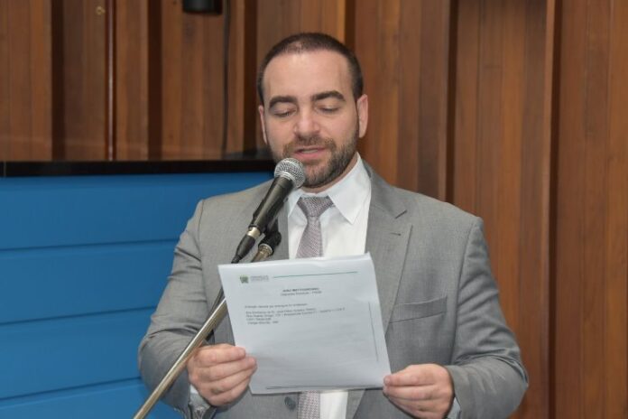 Proposta altera regra do Regimento Interno quanto ao uso da palavra em sessões
