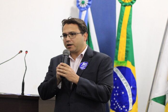 Representando a ALEMS, deputado leva discussão sobre ferrovia ao interior de MS