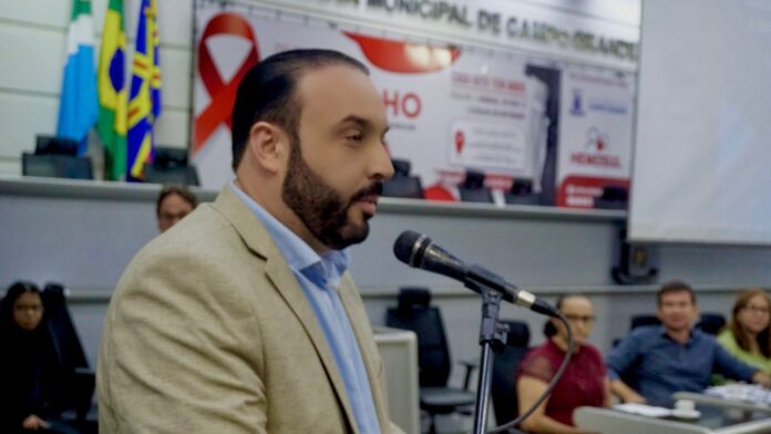 Vereador Professor Juari ressalta em audiência importância da educação especial