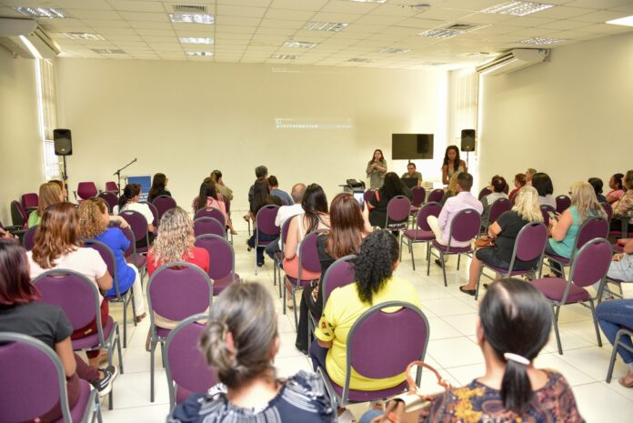 Workshop sobre combate ao Feminicídio atende lideranças comunitárias de Campo Grande