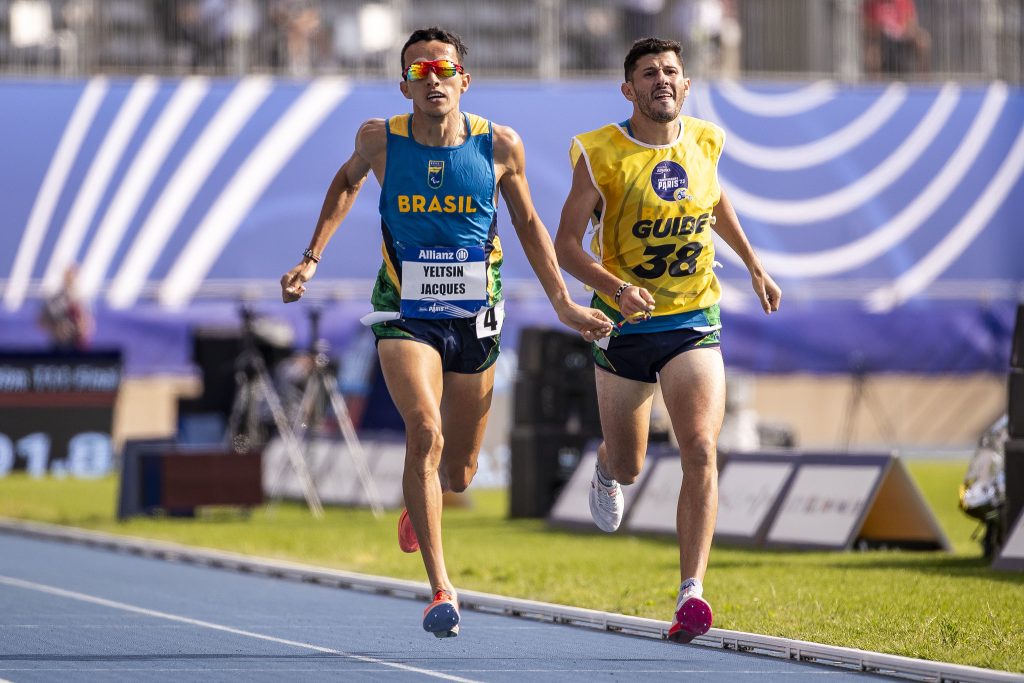 Contemplado pelo Bolsa Atleta, Yeltsin Jacques é campeão mundial de paratletismo nos 1.500m