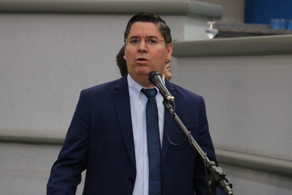 Dr. Victor Rocha encerra primeiro semestre lutando por Melhorias na Saúde Pública