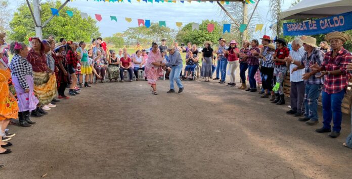 Festas típicas dos CCI’s ressaltam o protagonismo do idoso e reforçam o convívio familiar