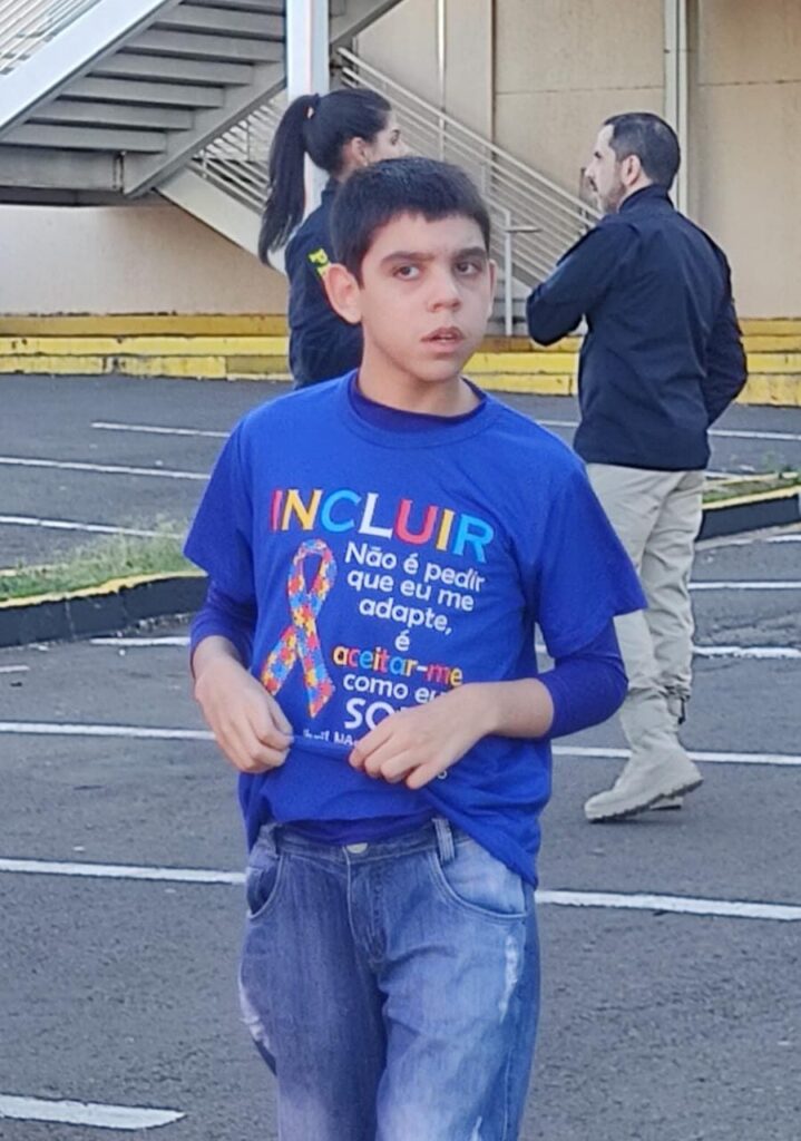 Inclusão e Empoderamento: colar de girassol é símbolo de visibilidade para pessoas com deficiência