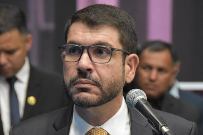 Jamilson Name solicita rede de distribuição de água para assentamento em Jamilson Name solicita rede de distribuição de água para assentamento em Ivinhema
