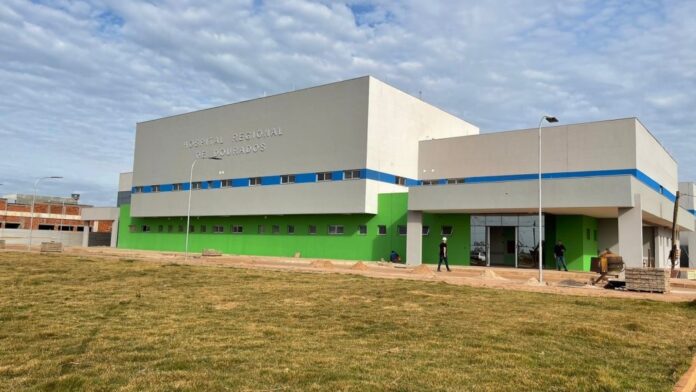 Obras do Hospital Regional e do Centro de Diagnósticos avançam em Dourados