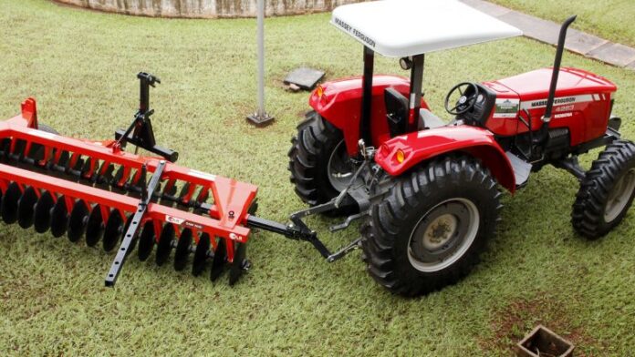 Prefeitura convoca aprovados em seleção de operador de máquinas e implementos agrícolas