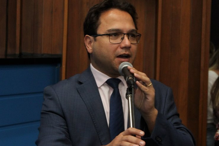 Projetos de Pedrossian Neto versam sobre Saúde e Segurança Pública