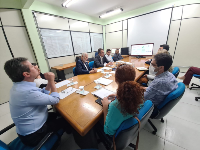 SES, HRMS e Ministério da Saúde alinham retomada da obra de radioterapia