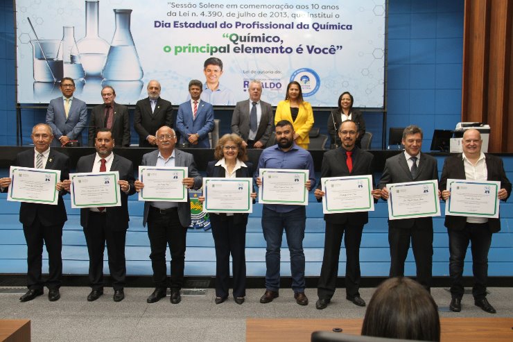<b>Dia do Profissional da Química</b>: ALEMS homenageia quem atua nos bastidores da vida
