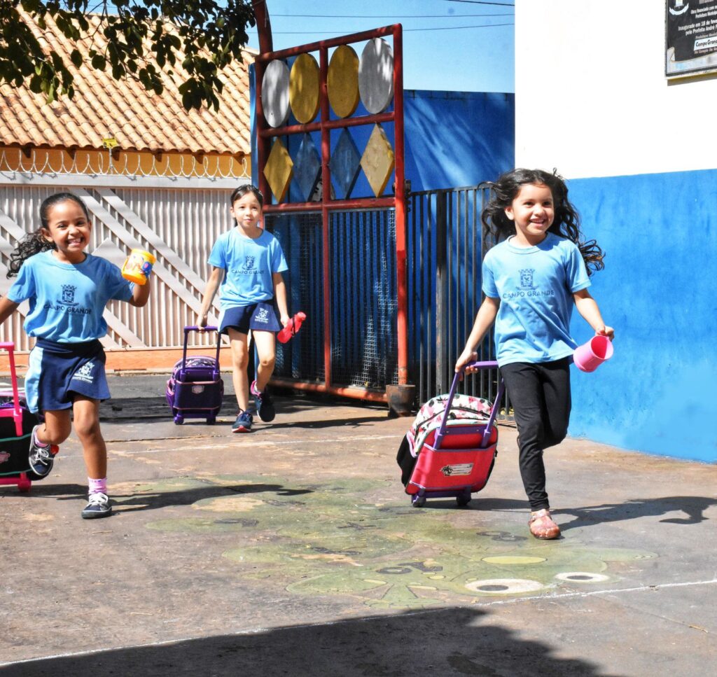Aulas na Reme retornam nas 205 unidades escolares para mais de 110 mil alunos