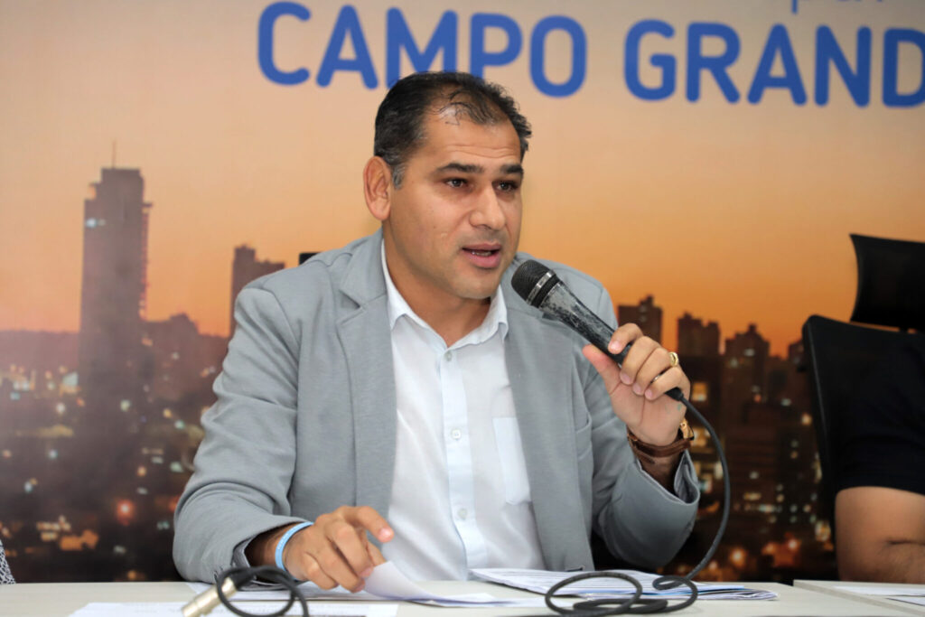 Betinho pede mais ronda policial nos bairros e presença da guarda em escolas da Capital