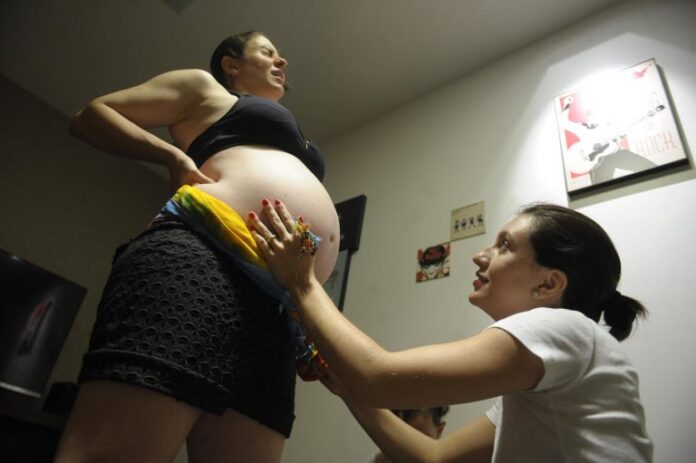 Comissão promove debate sobre assistência ao parto em ambientes não hospitalares