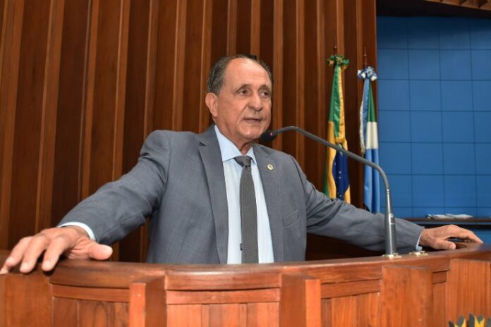 Deputado Zé Teixeira reivindica obras para Nova Alvorada e Fátima do Sul