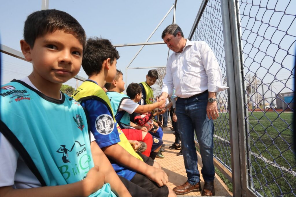 Governador entrega obras em Guia Lopes e Jardim e faz compromisso de reestruturar todas as escolas estaduais