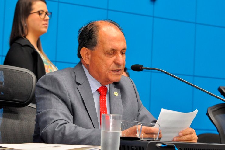 Governo anuncia construção de ponte solicitada por Zé Teixeira