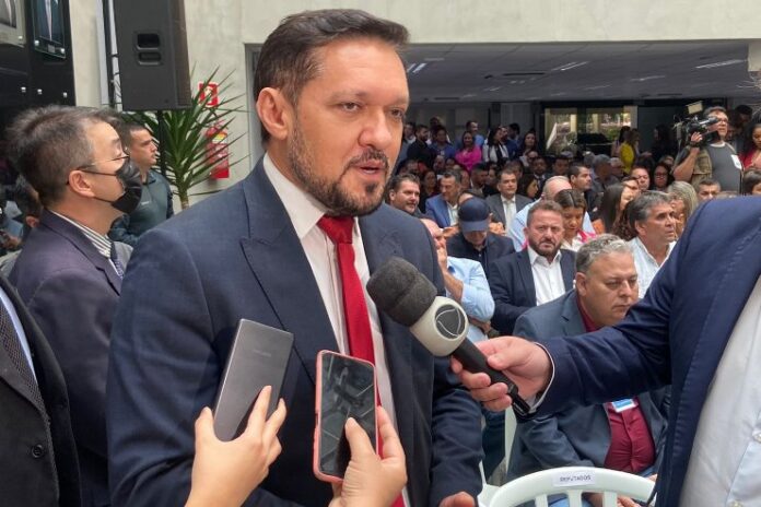Lucas de Lima destina mais de R$ 2 milhões em emendas parlamentares para municípios do MS