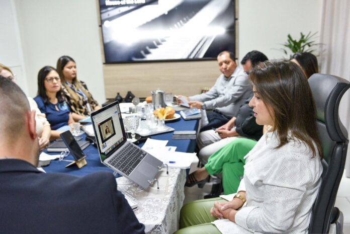 Professores e diretores da Reme são recepcionados em ‘live’ de boas-vindas da Semed