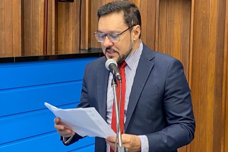 Projeto obriga condutor que atropelar animais a prestar socorro imediato
