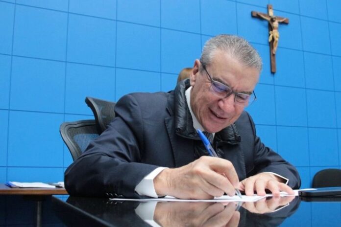 R$ 2 milhões: emendas de Paulo Corrêa já estão nas contas das prefeituras