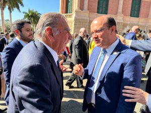 Representando o Estado, vice-governador participa da posse do novo presidente do Paraguai