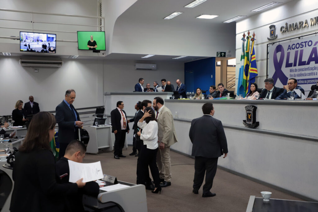 Seis projetos serão votados pelos vereadores na sessão de quinta-feira