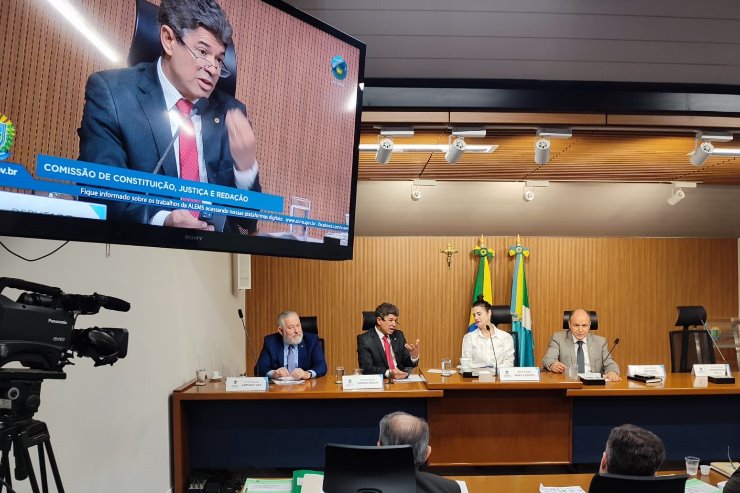 CCJR acata projeto que obriga agressor doméstico a ressarcir SUS