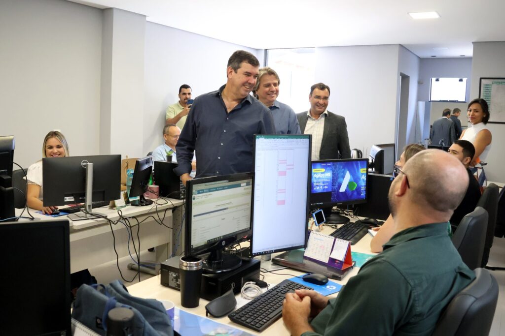 Com ações para melhoria da gestão e municipalismo, governador avalia resultados na atuação em MS