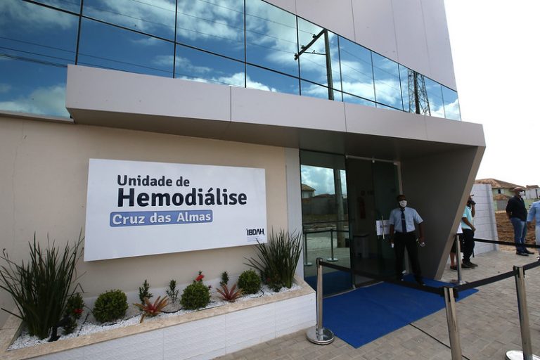 Fachada de um hospital