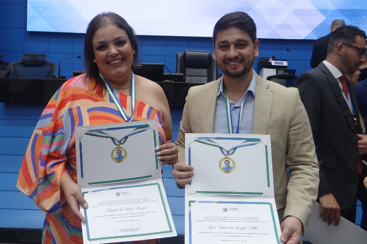 Jovens notáveis da sociedade sul-mato-grossense são homenageados com Medalha da Juventude