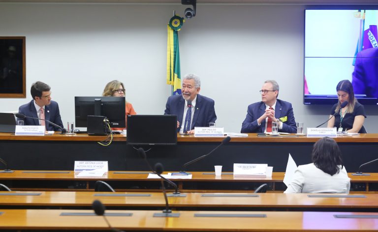 Audiência Pública - Regulamentação das terapias gênicas para o setor farmacêutico