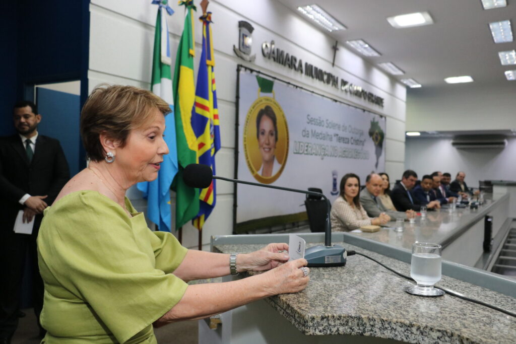 Profissionais do agronegócio são homenageados com a medalha “Medalha Tereza Cristina” na Câmara