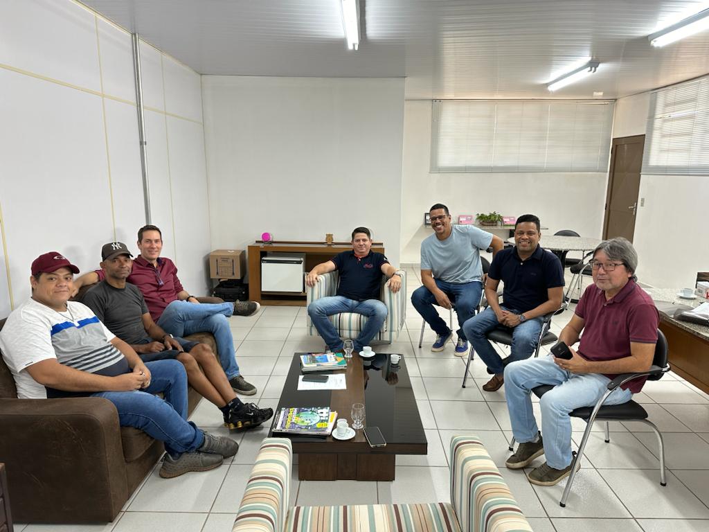 Atendendo pedido de moradores, Professor Riverton busca junto à Agetran, solução para o trânsito do Jardim Tijuca