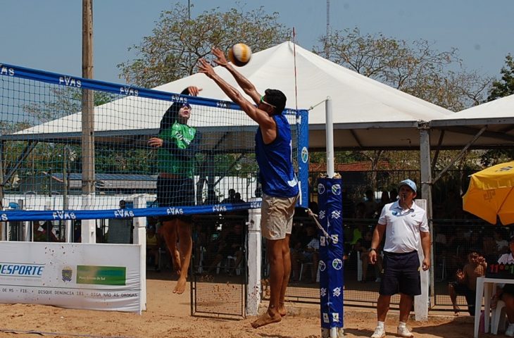Com apoio do Governo do Estado, Superpraia e etapa do Estadual de Vôlei de Praia reúnem 39 duplas na capital