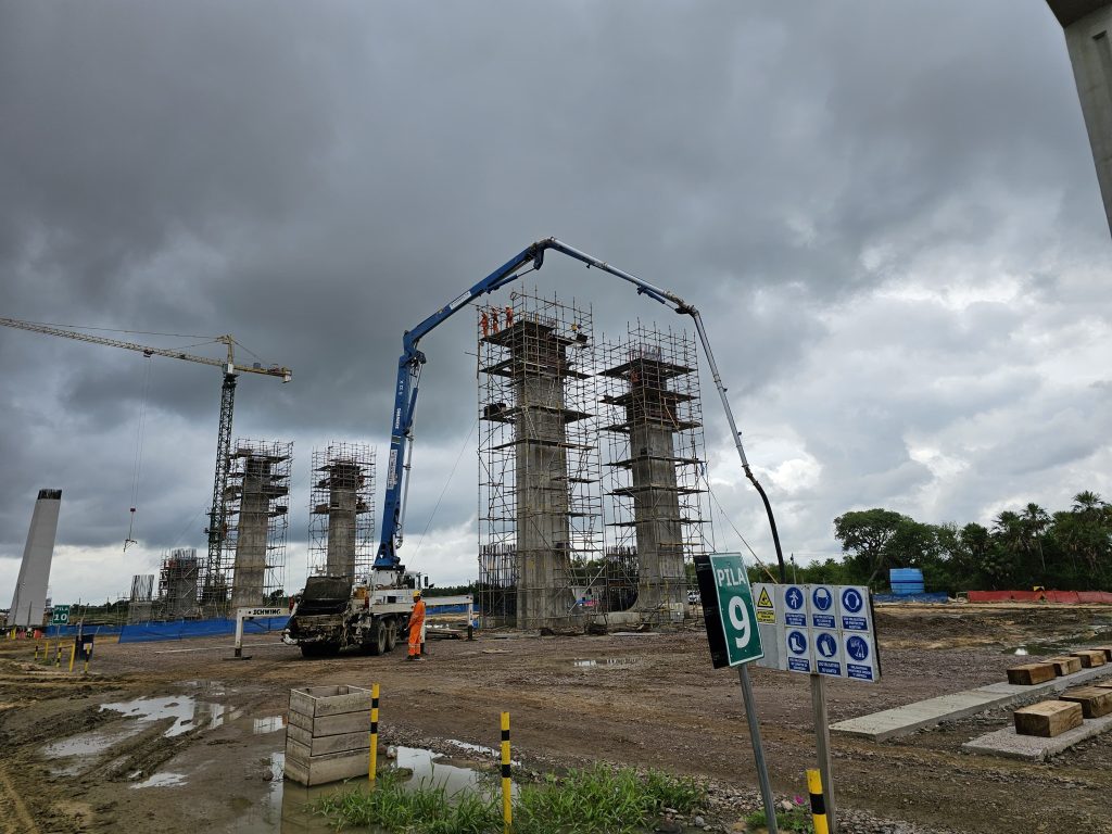 Expedição da Rila visita municipios e obras da ponte da Rota Bioceânica do lado paraguaio