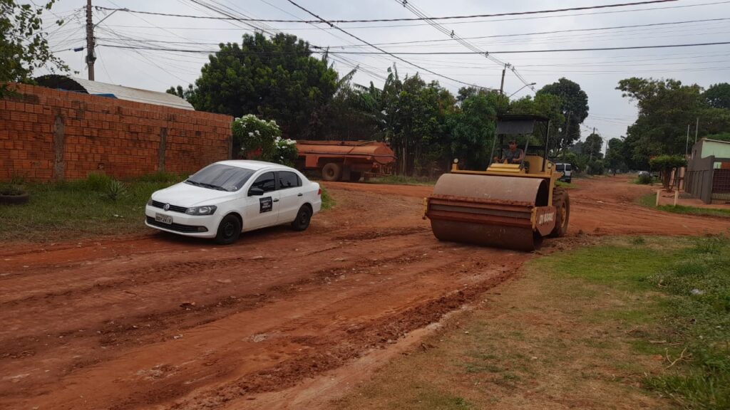 Prefeitura atende pedido do vereador Tiago Vargas e realiza patrolamento no Jardim Itamaracá