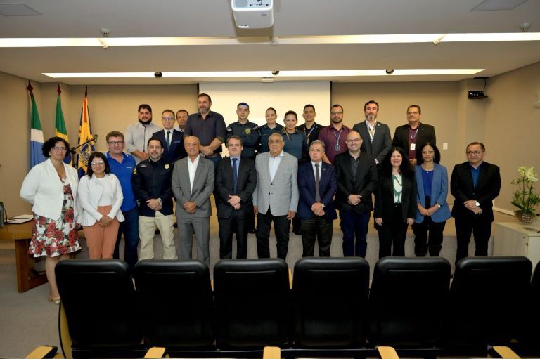 Agems firma compromisso com foco na qualidade do transporte escolar em MS