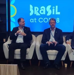 COP 28: Governo de MS apresenta ações para o Carbono Neutro e debate financiamento com lideranças